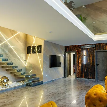 Aquahouse Gæstehus 4*